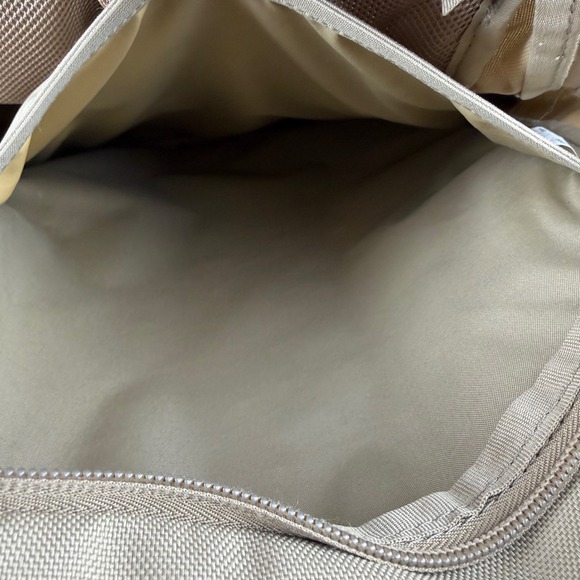 Nike SB Courthouse Backpack Tan Gold Skateboarding Travel Laptop School Bag - Picture 12 of 13